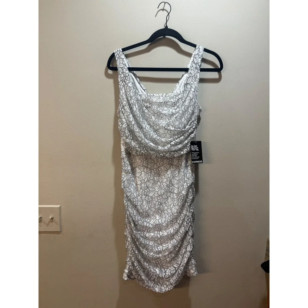 NWT Express Lace Overlay Ruched‎ Sheath Dress White Black Size 12 Cocktail Party